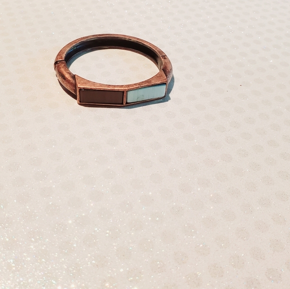 Vintage side Cuff snap Bracelet - Picture 7 of 7